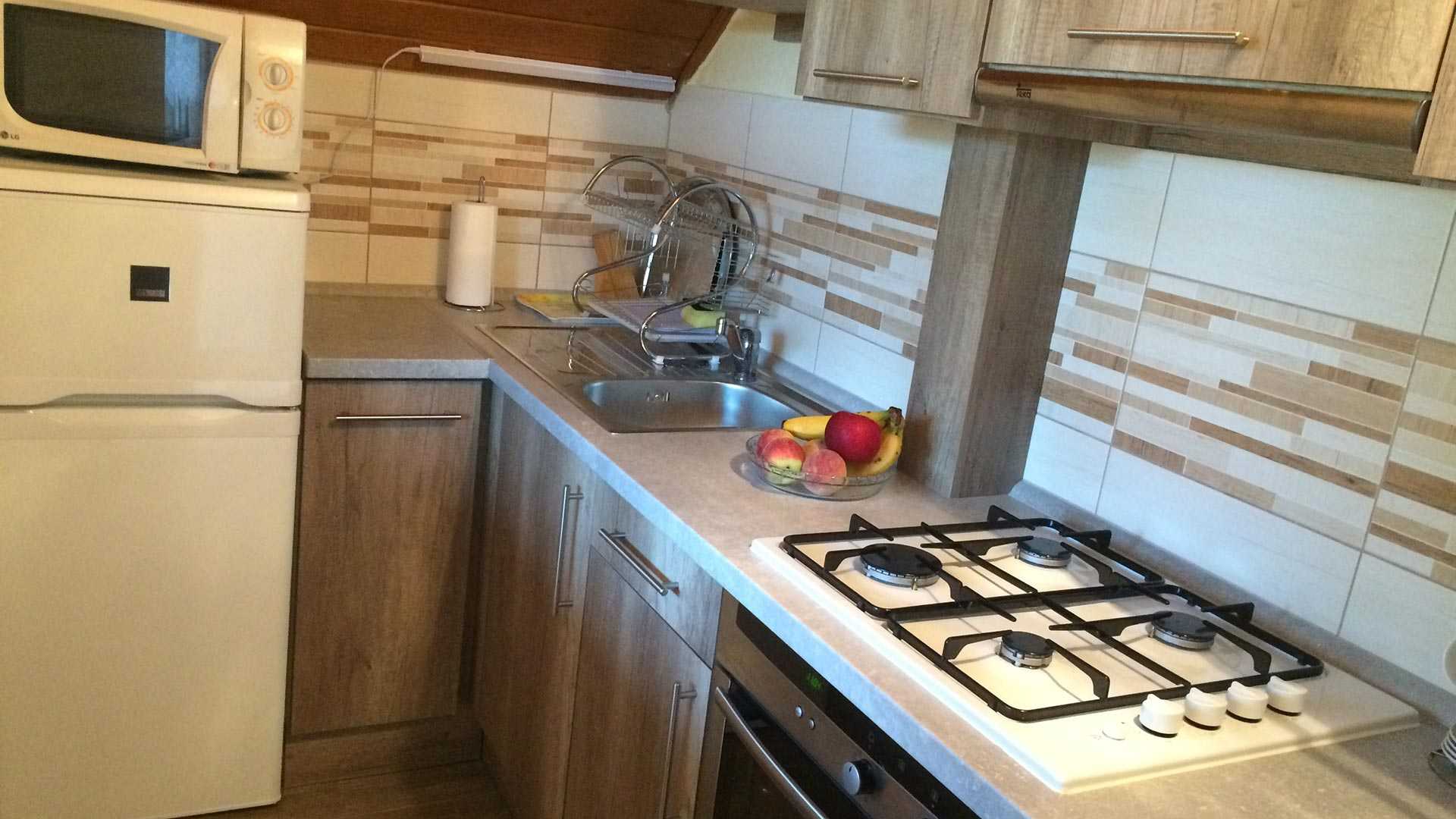 Nagy ház felső szint konyha 2.